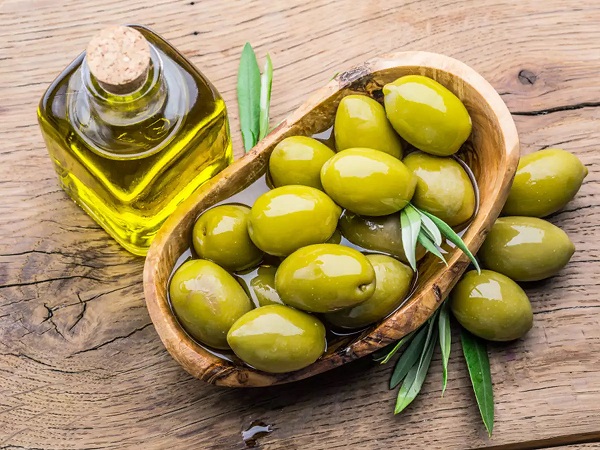The Core Fertilizers That Increase Oil Percentage in Olive Fruit